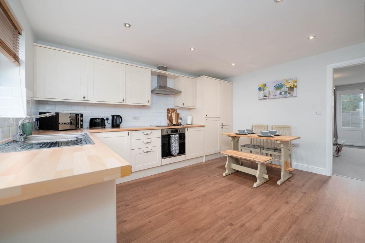 Villa Stunning 3 Bed With Parking & Garden Market Rasen Exterior foto